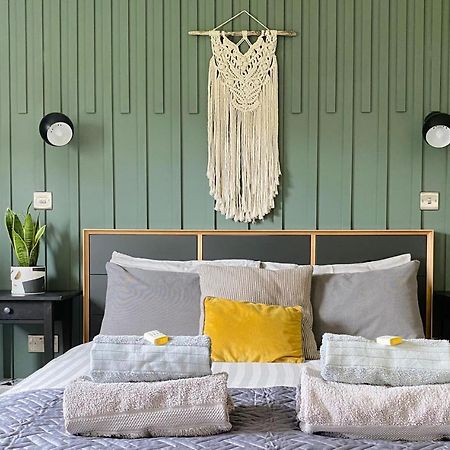 Spacious Room In The Centre Of Portree Exteriér fotografie